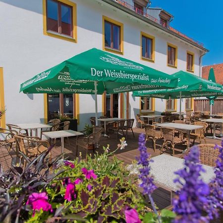 Gasthof Postbraeu Siegenburg Exterior foto