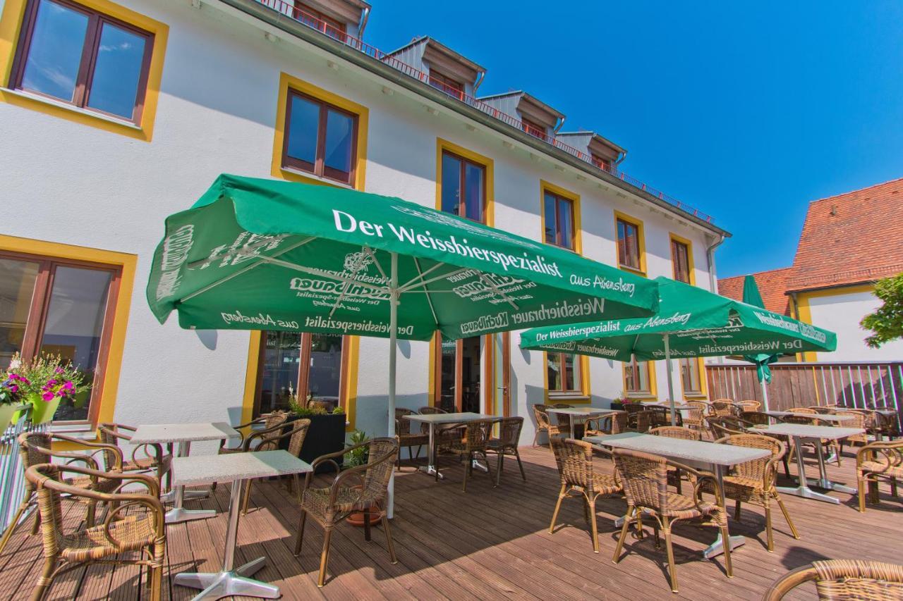 Gasthof Postbraeu Siegenburg Exterior foto